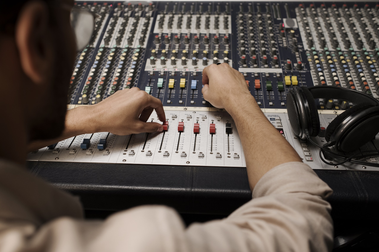 inwestowanie w systemy naglosnieniowe